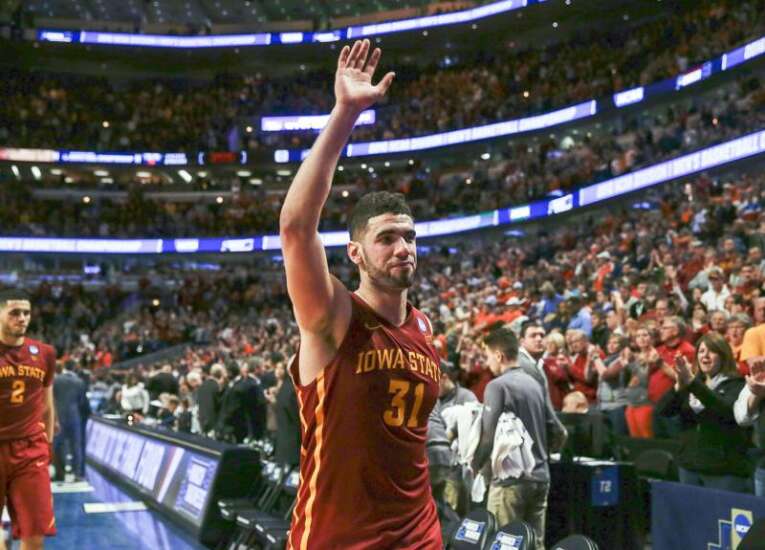 Iowa State senior Georges Niang discusses Cyclones' season