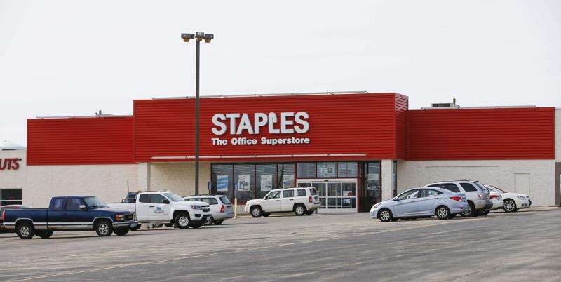 Office supply retailer Staples is closing its Framingham store
