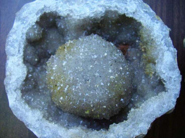 Geode Collecting in Iowa and Midwest - Collect Minerals with Us!