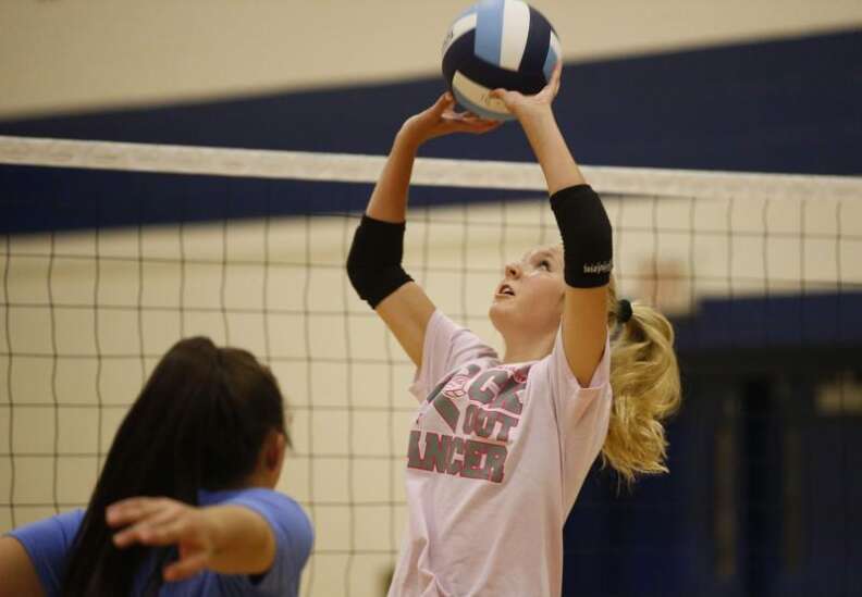 For Cedar Rapids Jefferson volleyball, ‘the possibilities are endless