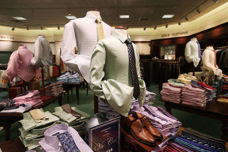 Von Maur's co-chairman helped build the upscale department store chain