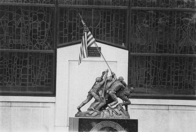 Same sculptor who created Iwo Jima statue in Arlington made one for Cedar Rapids