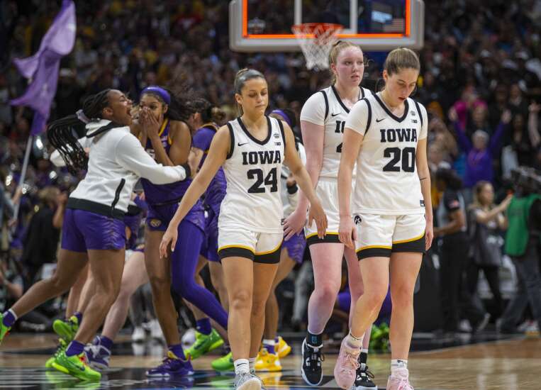 Iowa, LSU both seeking first NCAA titles in women's final