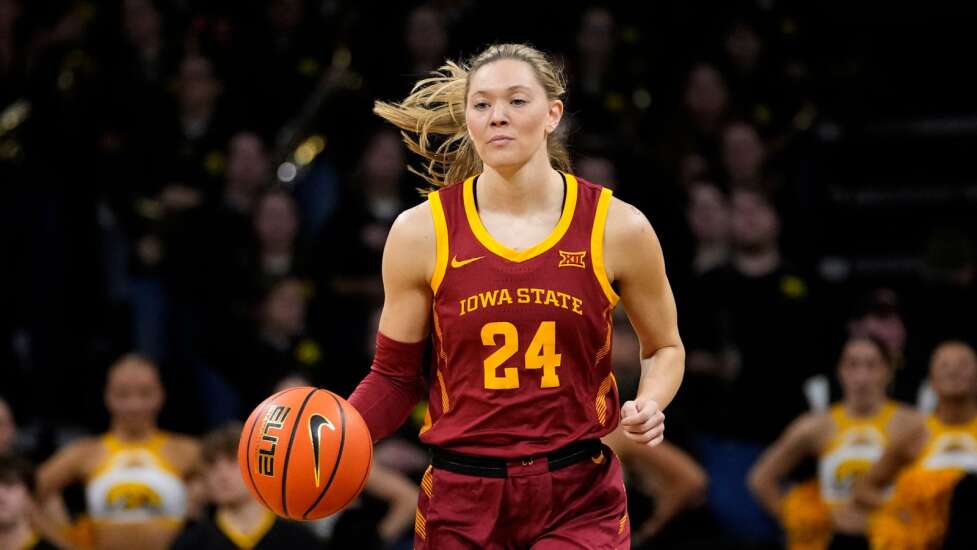 Ashley Joens looks to stay out of foul trouble as Iowa State women’s ...