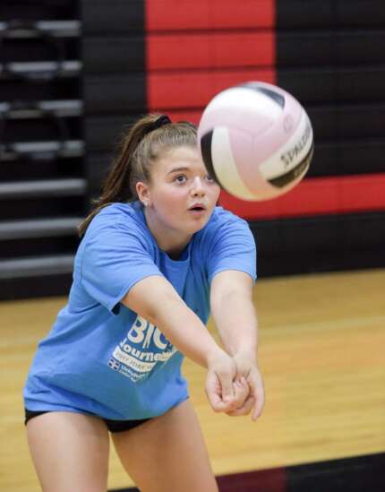 Izzy Steele: Honor. Duty. Volleyball. | The Gazette