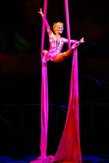 Cirque du Soleil - FUJI TELEVISION NETWORK, INC.