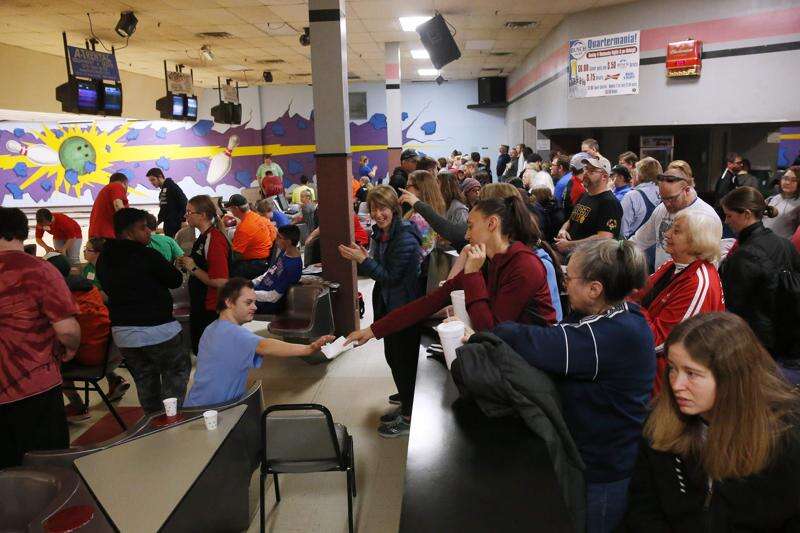 Photos Hundreds compete in Special Olympics state bowling The Gazette