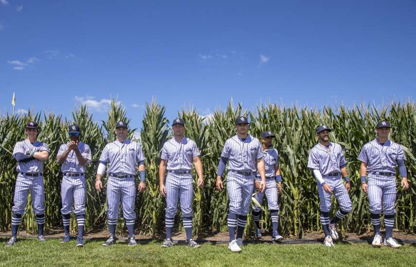 Bandits, Cubs and more all excited to play at 'Field of Dreams