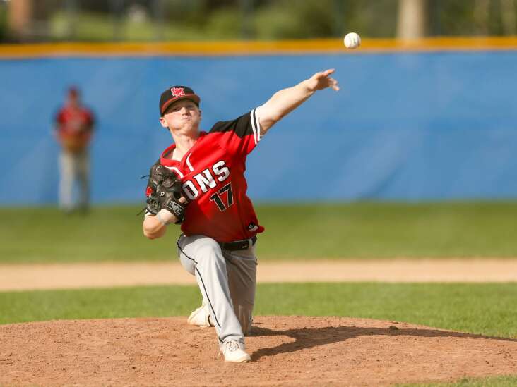 LinnMar sweeps Cedar Rapids Washington in MVC baseball doubleheader
