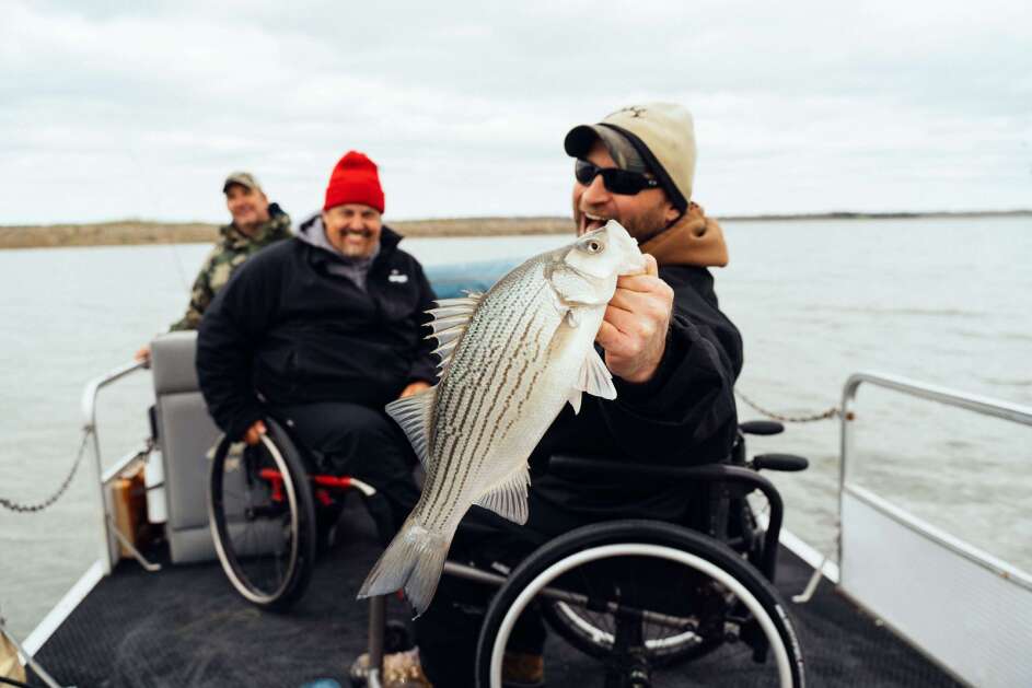 Iowa DNR ends sponsorship of disabled veterans fishing trip