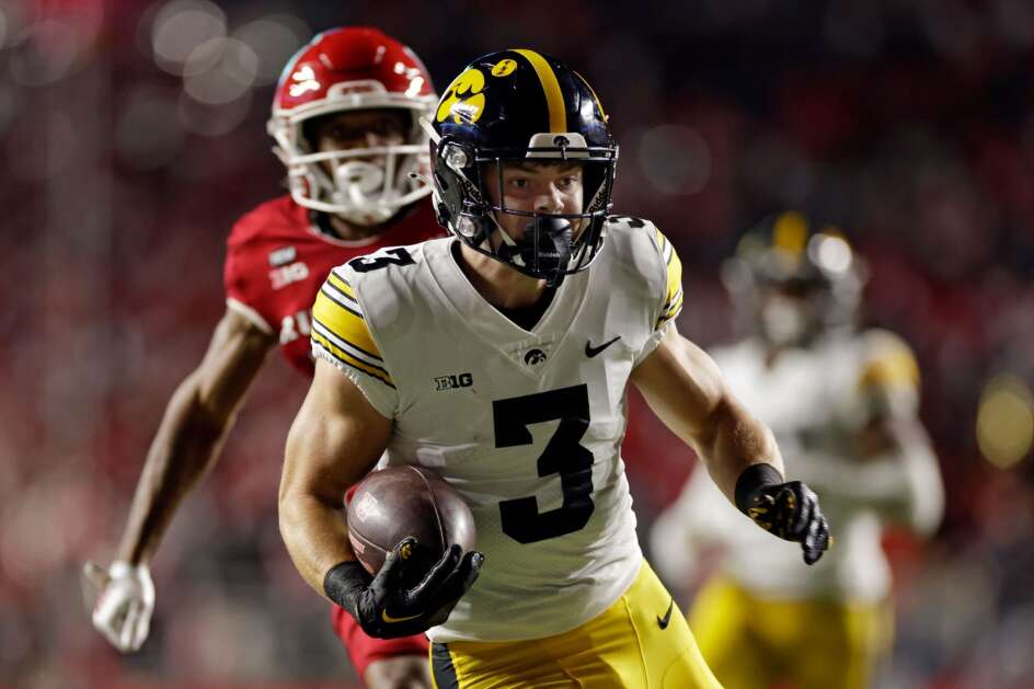 Iowa's Cooper DeJean works on becoming more vocal leader on defense