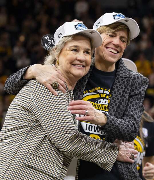 Jan Jensen's promotion to Iowa head women's basketball coach: 'She deserves  this, and she's ready for it' | The Gazette