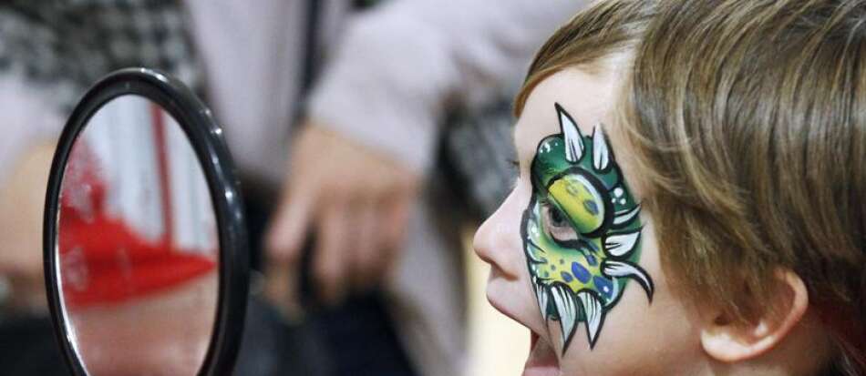 CR Face Painting