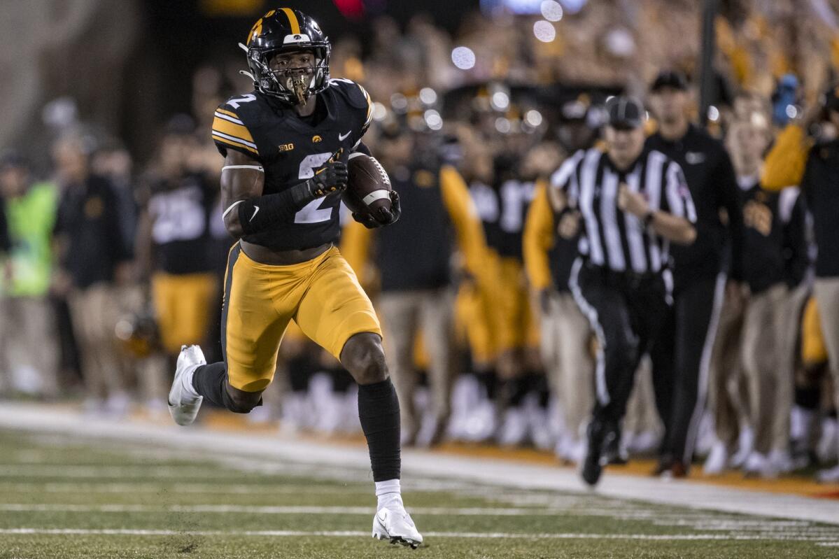 Iowa football vs. Kentucky: 3 things to know about the Hawkeyes
