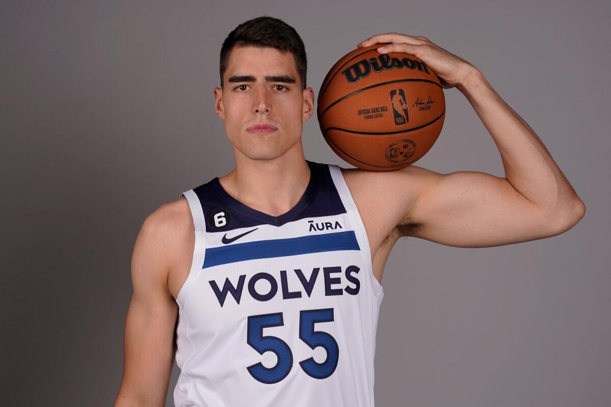 Detroit Pistons sign rookie Luka Garza to new 2-year deal