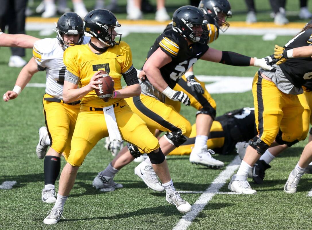 What to watch at the Iowa Hawkeyes second open spring practice The
