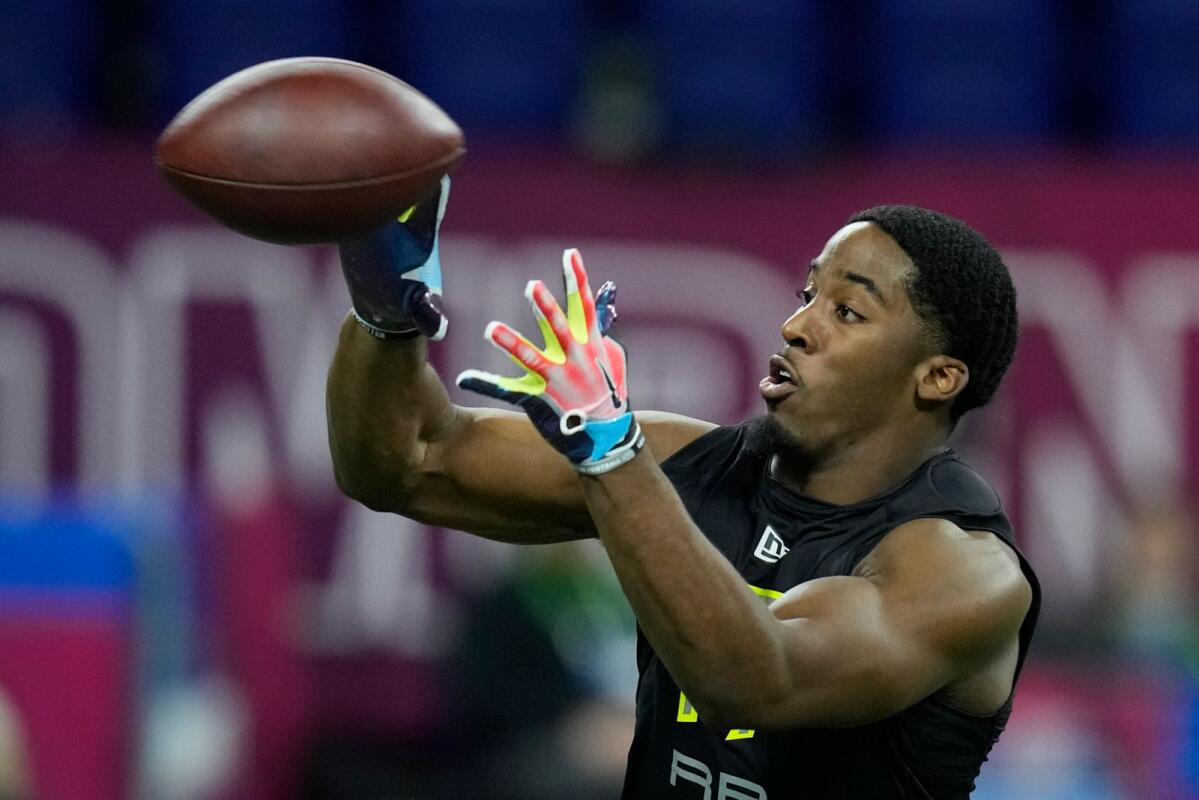 Breece Hall showcases passcatching abilities at Iowa State pro day