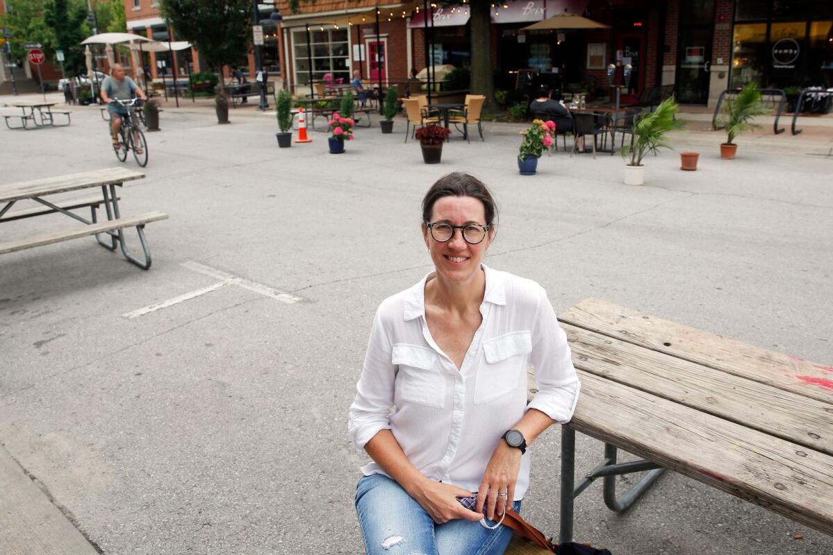 Nancy Bird revient sur les 10 dernières années à la tête du quartier du centre-ville d’Iowa City