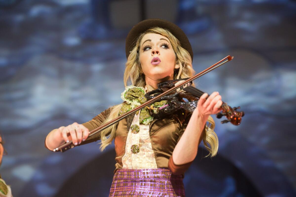 Lindsey Stirling bringing hits list to Iowa State Fair Grandstand in