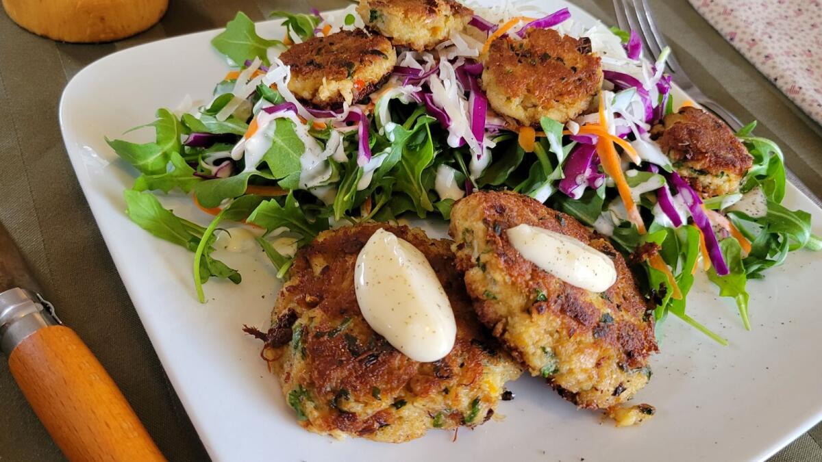 Maryland Crab Cakes - Dinner at the Zoo