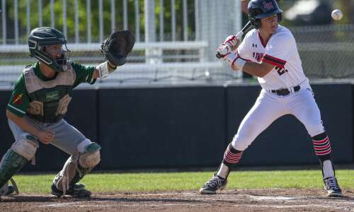 Dylan Muszynski delivers for Linn-Mar in substate semifinal win