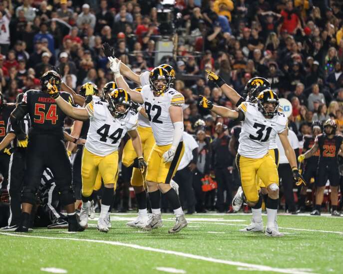 Turnovers help Iowa football steamroll Maryland, remain undefeated