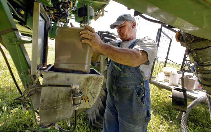 Herbicide-resistant weeds gaining ground in Iowa