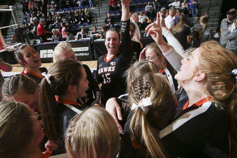 Balanced West Delaware knocks off Waverly-Shell Rock in state volleyball quarterfinals