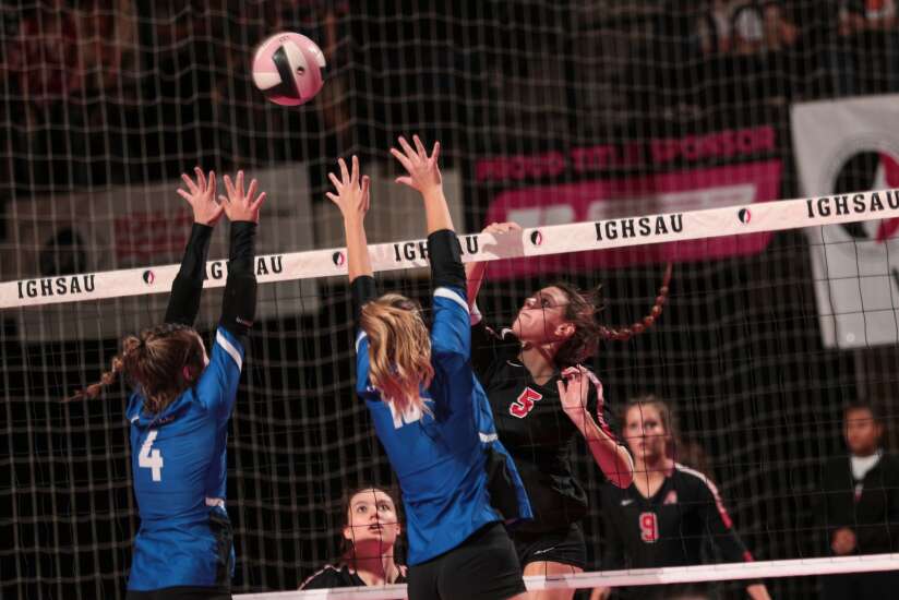 Photos: West Liberty vs. Davenport Assumption in Iowa high school state volleyball tournament