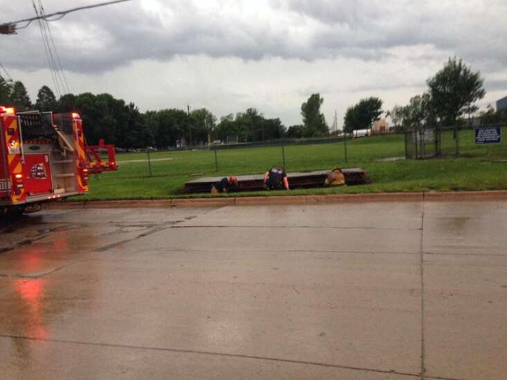 Rescue crews searching drains, Cedar Lake for missing Cedar Rapids teen