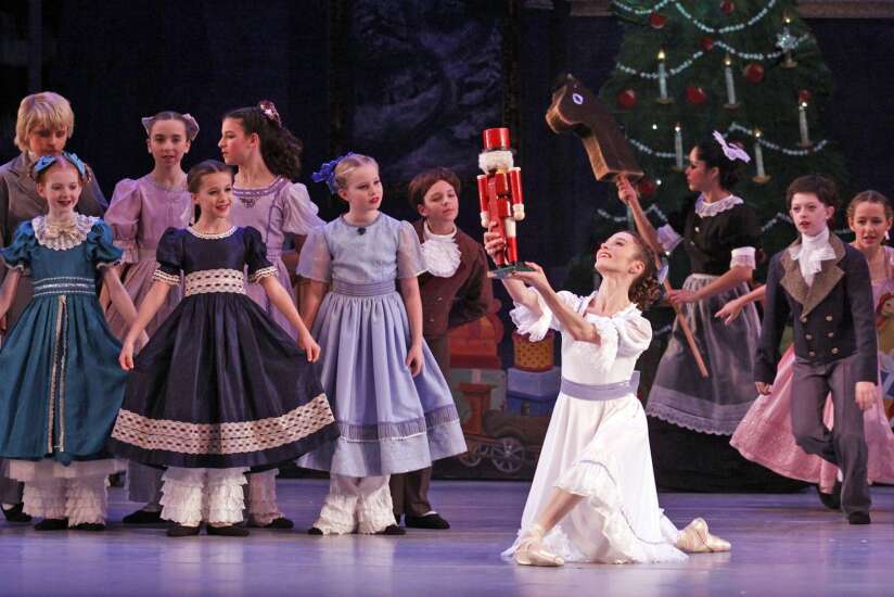 Eastern Iowa theaters decking their halls in holiday style