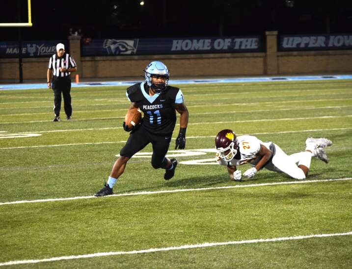 Upper Iowa running back Willy Camacho combines love for football with versatile skills