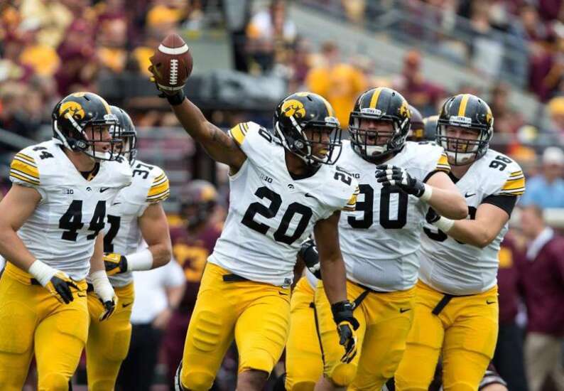 Earned, not given: Kirksey leads Hawkeyes from the pregame huddle to the field