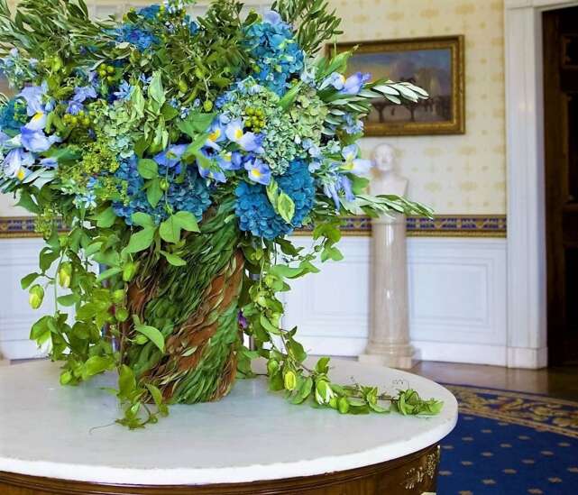 Former chief floral designer at White House to speak in Cedar Rapids