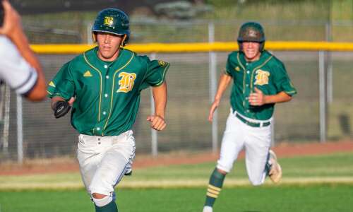 Beckman outlasts Xavier in extra innings