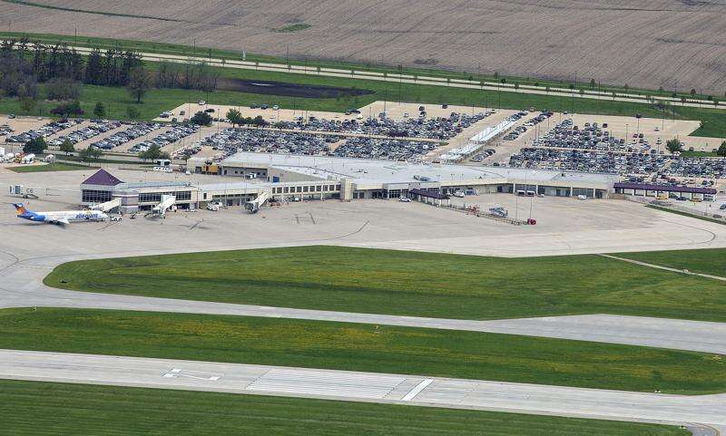 Iowa state audit finds hundreds of unregistered aircraft