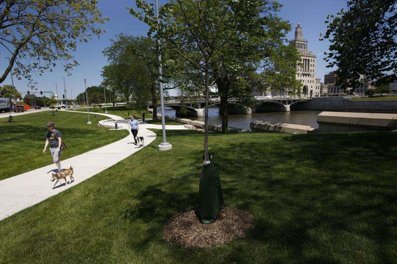 Projects aim to make Cedar River focal point of Cedar Rapids