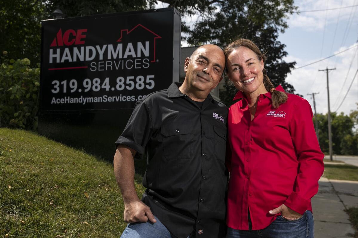 MY BIZ: Marion couple start handyman service