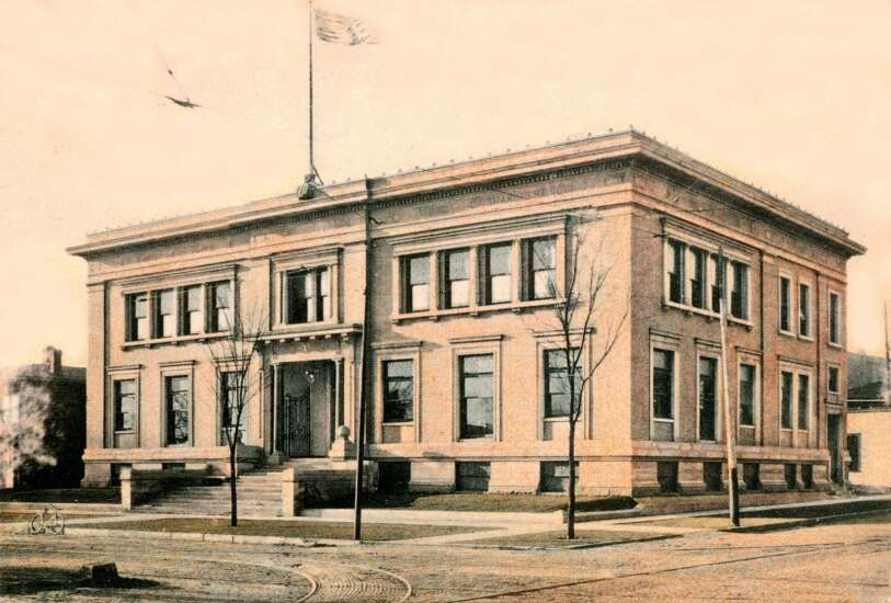 Time Machine: Police officer killed at Cedar Rapids Carnegie Library in 1921 