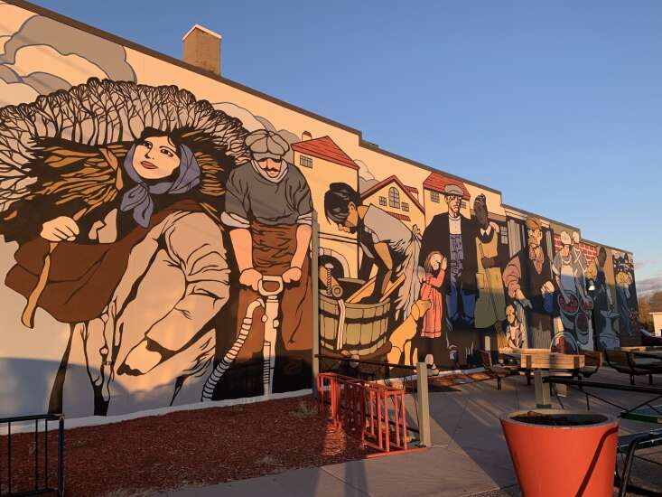 NewBo mural pays ‘Homage to Immigrants’ in Cedar Rapids 