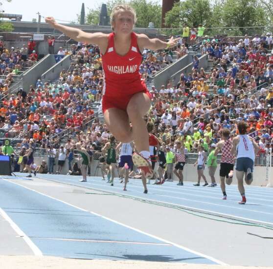 Columbus’ Miller, Highland’s Burton take bronze at state track