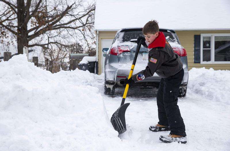Photos: Eastern Iowa digs out of Tuesday’s snow storm