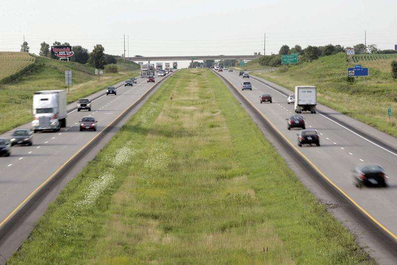 Higher speed limit idea stalls in Iowa Legislature