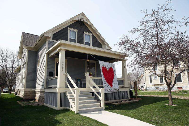 Frankie House, ‘a tremendous piece of Cedar Rapids history,’ unveiled