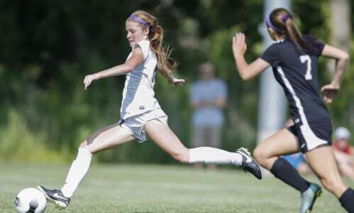 Union’s Courtney Powell nets 6 goals in state quarterfinal win over Waverly-Shell Rock