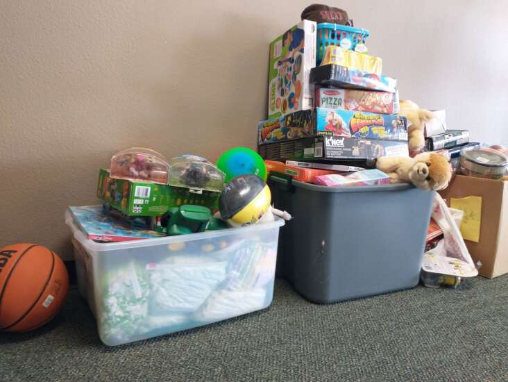 Iowa City nonprofit hosting gift drive for domestic violence victims