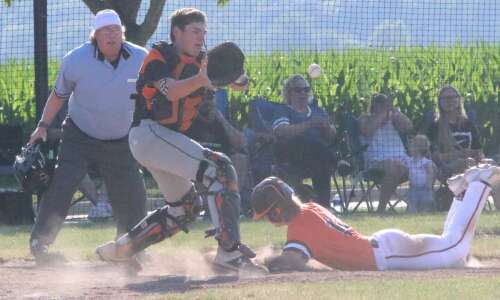 Fairfield baseball sweeps Washington