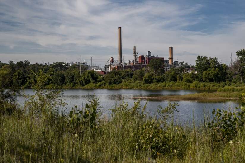 Report: Toxic pollutants leaking from 12 Iowa coal storage sites