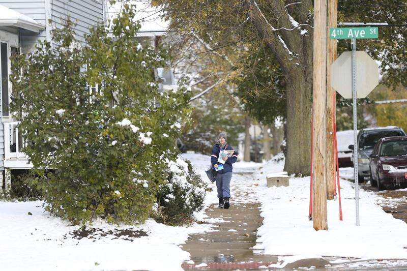 Leave snow on your sidewalk and face $500 fee in Cedar Rapids