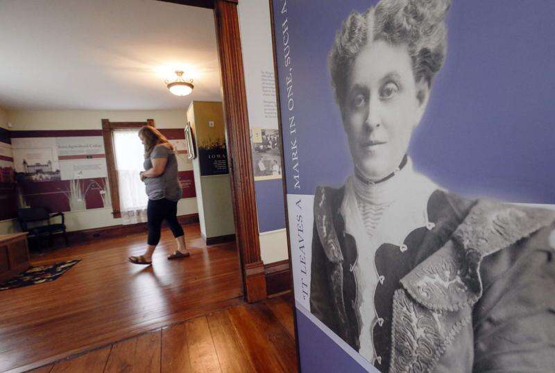 Iowa All Over: Carrie Chapman Catt Home in Charles City